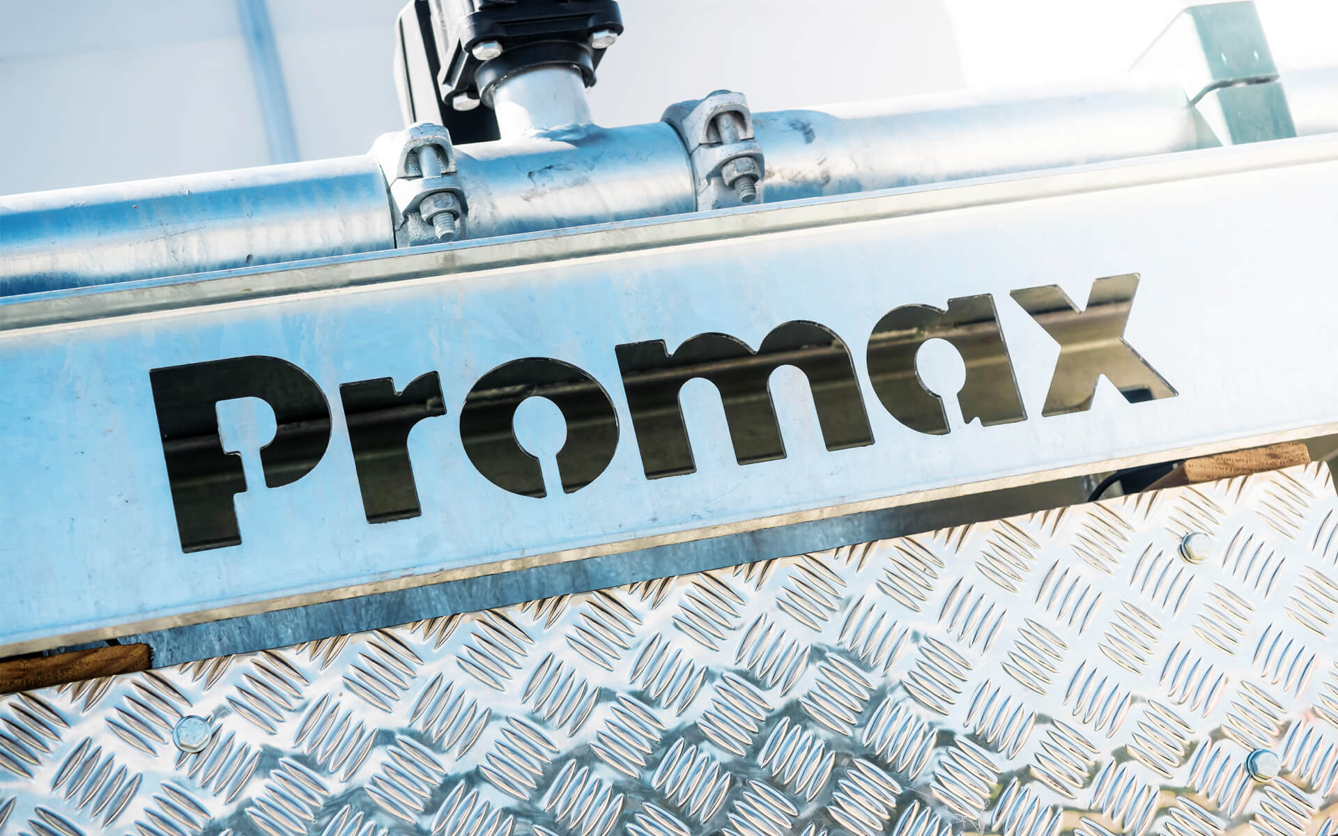 Promax Brand Design.